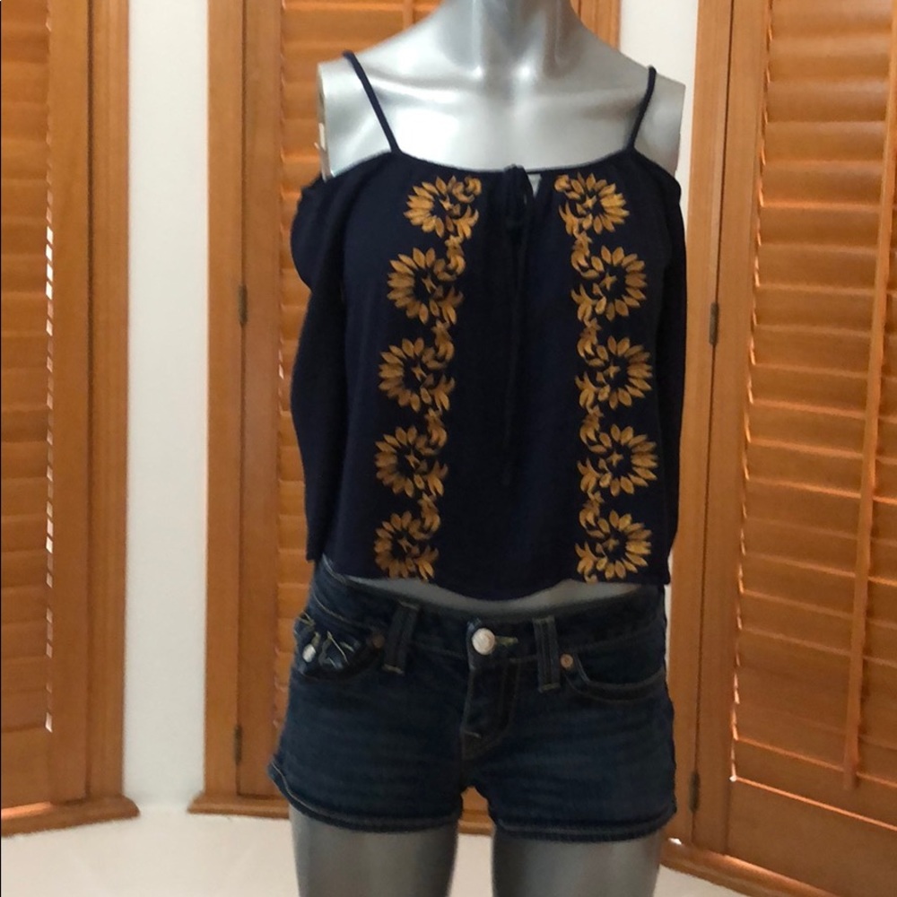 Ganji crop top😀